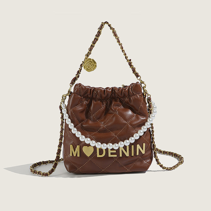 High-end small gold ball tote bag for women 2023 new large-capacity fashionable temperament chain bag mother bag commuter bag