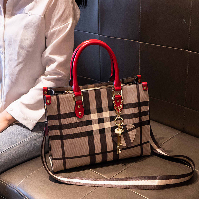 Hong Kong Purchasing Handheld Tote Bag Women's Bag 2022 New Trendy Fashion Versatile Shoulder Large Capacity Summer