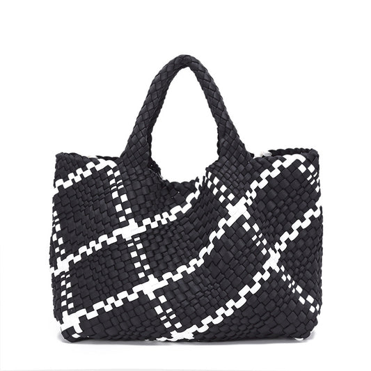 Ready stock wholesale new bags for women 2024 Korean fashion handbags woven contrasting shoulder bags one piece drop shipping