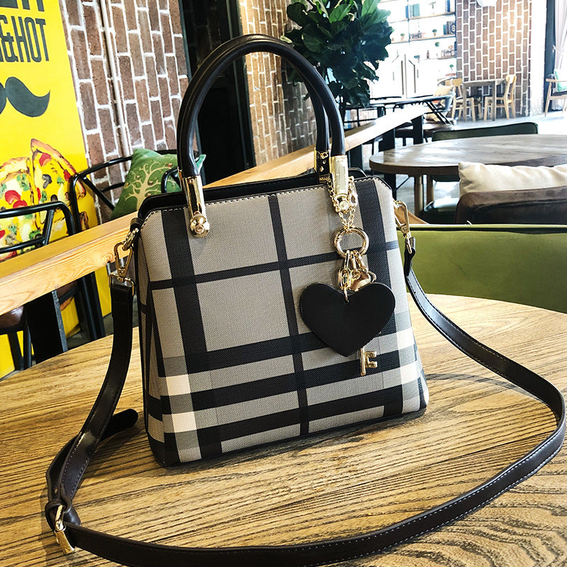 Hong Kong purchasing genuine leather women's bag 2023 new trendy temperament goddess portable shoulder bag versatile plaid crossbody tote bag