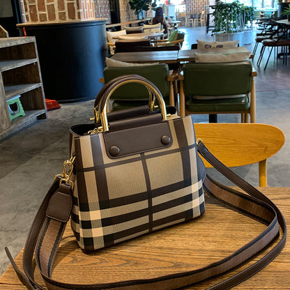 Authentic Purchasing Bags for Women 2021 New Trendy One-shoulder Crossbody Genuine Leather Women's Bags Fashionable and Versatile Plaid Bucket Bag