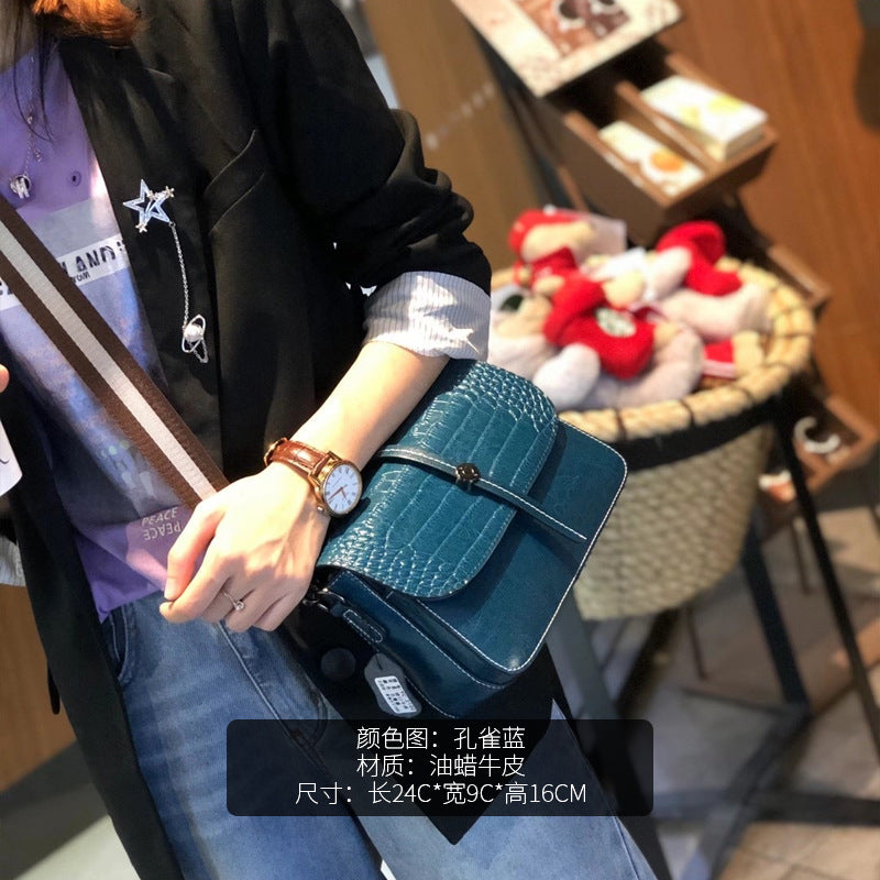 Crocodile pattern cowhide small bag for women 2022 new fashion versatile shoulder bag crossbody bag for women genuine leather women's small bag