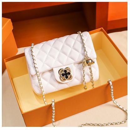 Summer Korean version of the new women's bag, fashionable small square bag, gold bead square fat diamond chain bag, Internet celebrity fortune crossbody bag