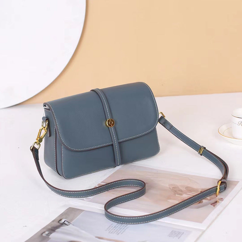 Autumn and Winter Mom Bags 2022 New Fashion Textured Crossbody Bag Small Leather Bag Women's Versatile Genuine Leather Shoulder Small Square Bag