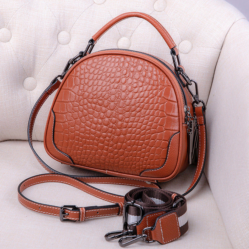 First-layer cowhide small bag for women 2023 autumn and winter new one-shoulder cross-body bag for women, fashionable temperament apple bag mobile phone bag