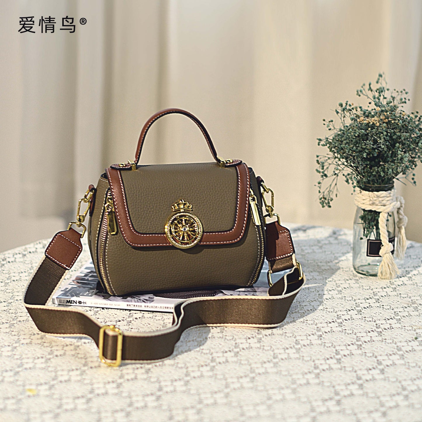 Love Birds women's bag, Internet celebrity hot style, light luxury, fashionable and trendy hand-held shoulder crossbody bag