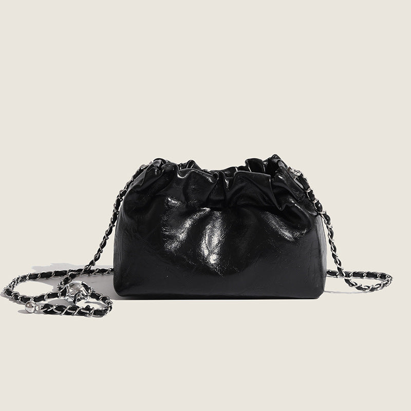 High-end soft leather 2023 autumn and winter new chain cloud bag pleated soft leather women's bag single shoulder crossbody bag small bag trend