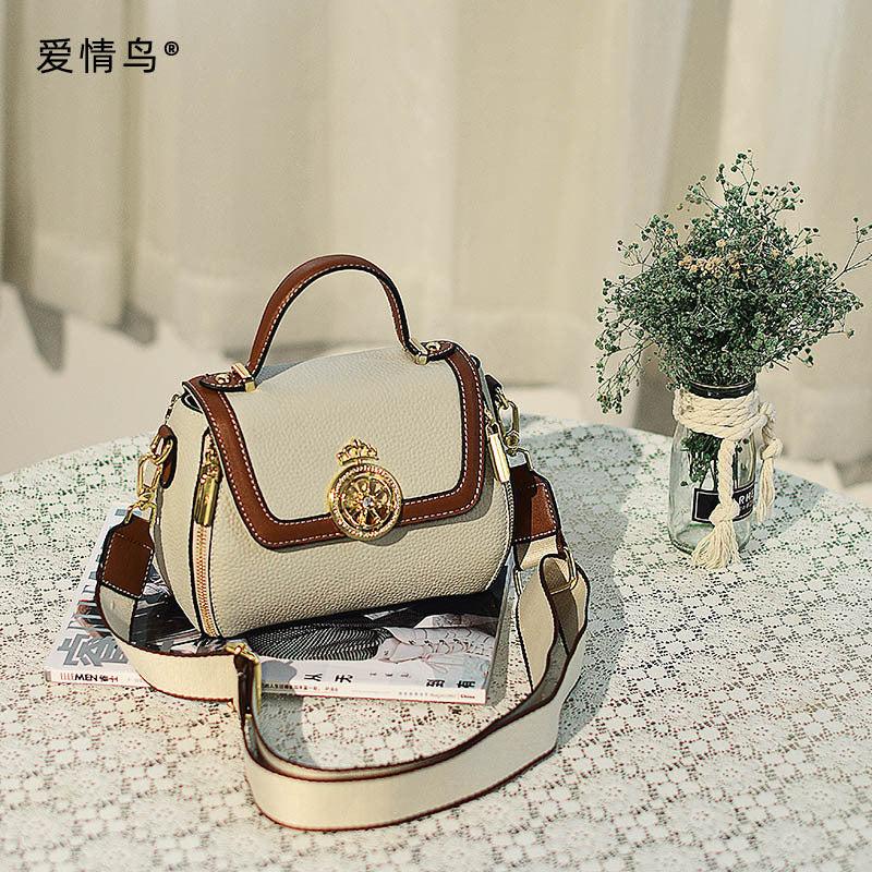 Love Birds women's bag, Internet celebrity hot style, light luxury, fashionable and trendy hand-held shoulder crossbody bag