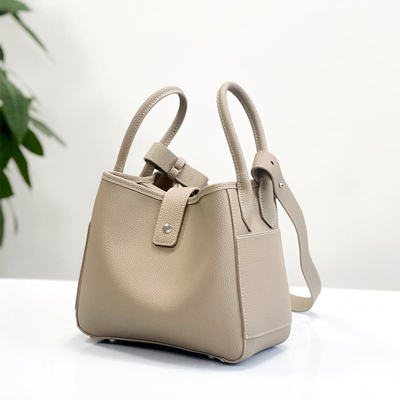 First-layer cowhide vegetable basket handbag 2023 new autumn and winter shoulder crossbody bag niche genuine leather women's bag bucket bag