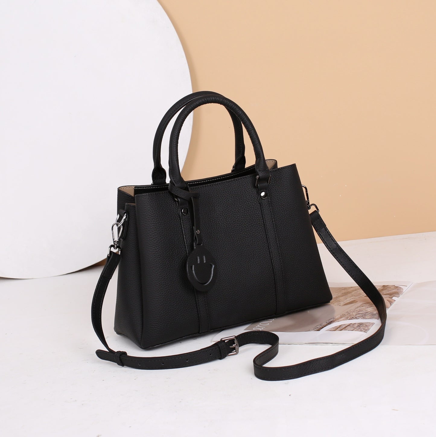 Bucket bag TB pebbled cowhide women's bag niche design bag 2022 new early spring trendy women's handbag