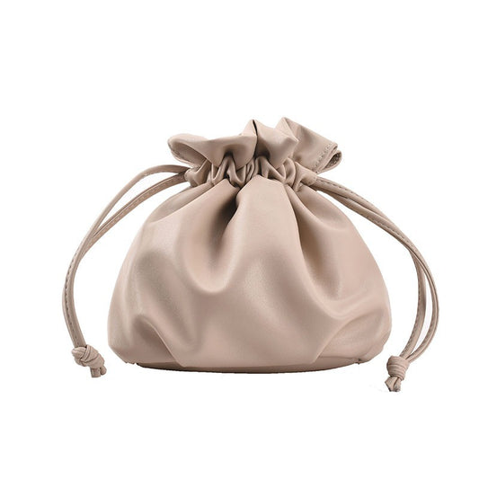 New style simple drawstring bucket bag for women commuting, high-end sense, niche versatile crossbody bag, fashionable shoulder bag