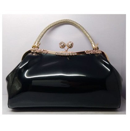 2022 glossy patent leather handbag new style trendy female bridal bag aristocratic festive wedding bag western style noble hand twist bag