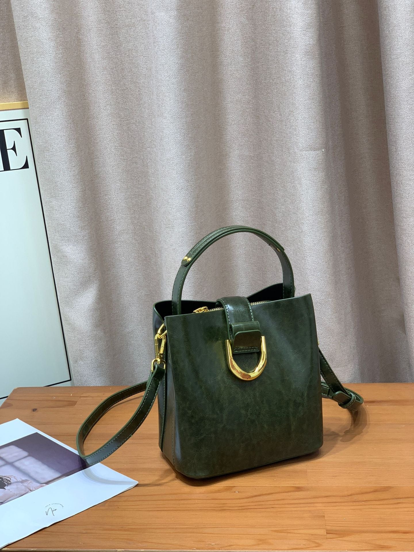 2023 New Genuine Leather Women's Bags Casual Bags Women's Fashion Shoulder Bags Versatile Underarm Bags Simple Style Bags Delivery