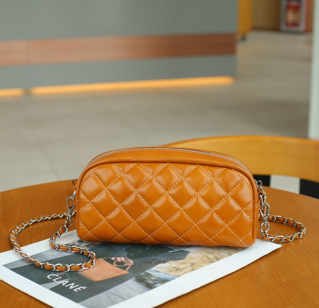 New women's bag 2023 diamond pattern banquet clutch bag one-shoulder diagonal envelope bag genuine leather simple clutch bag