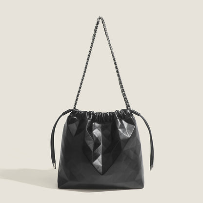 High-quality geometric rhombus niche chain shoulder bucket bag new versatile commuting large-capacity tote underarm bag