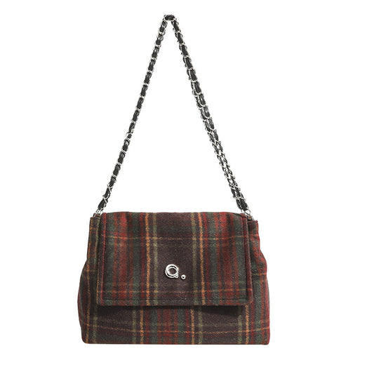 Korean style niche tote bag for women large capacity shoulder bag autumn and winter British tartan armpit bag chain bag