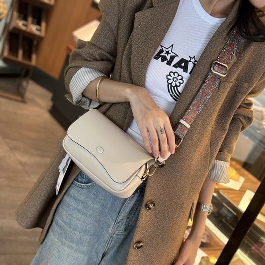 Cowhide small bag for women 2023 new summer genuine leather women's bag, high-end niche single shoulder crossbody bag, fashionable small square bag