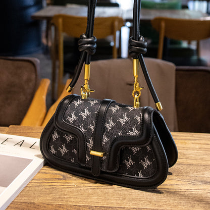 Hong Kong Purchasing Agency Underarm Bags for Women 2022 New Saddle Bags Fashionable Textured Shoulder Bags Dumpling Bags for Women