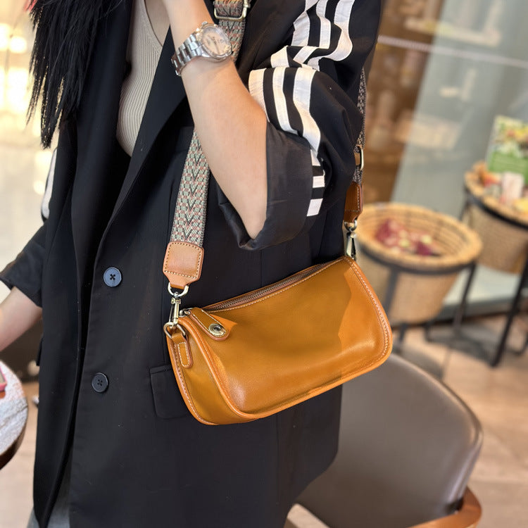 2023 Autumn and Winter New Genuine Leather Women's Bag Small Bag Fashionable and Versatile Niche Design Retro Cowhide One-Shoulder Crossbody Bag for Women