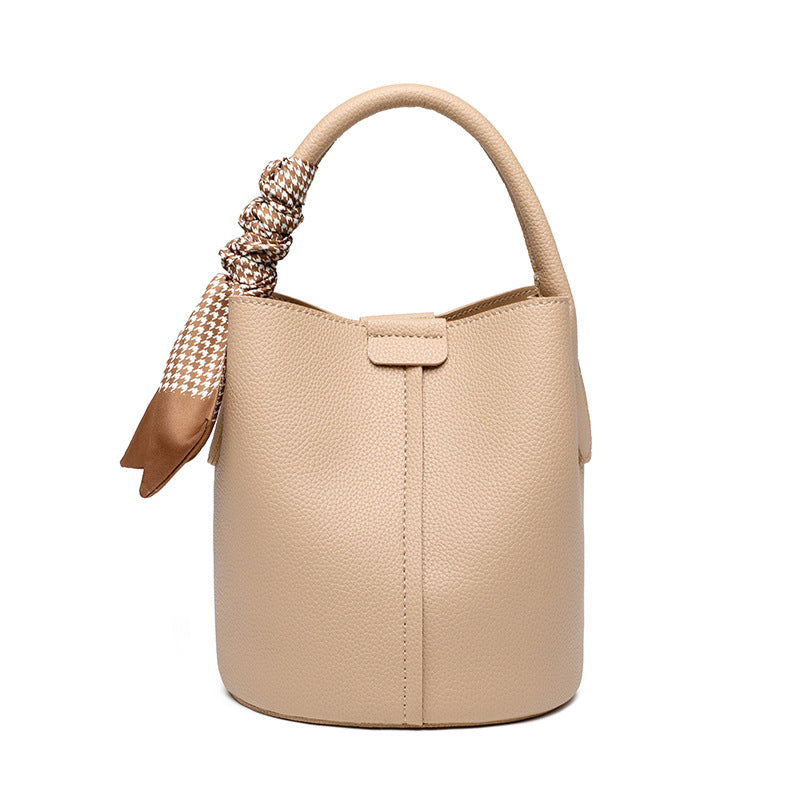 2023 summer new niche design texture soft leather bucket bag women's fashion versatile portable shoulder crossbody bag